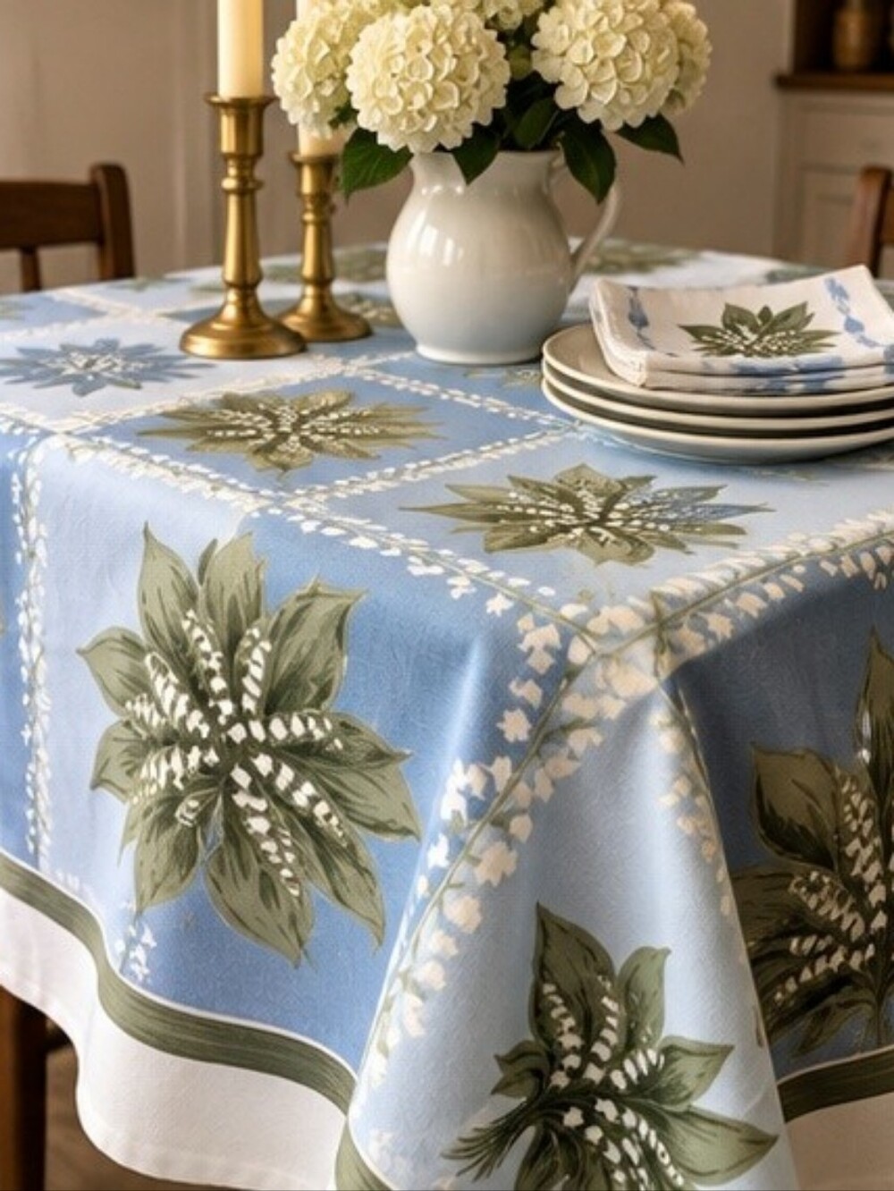Vintage Dunmoy Ireland Tablecloth & 4 Napkins Blue Floral 47” Square